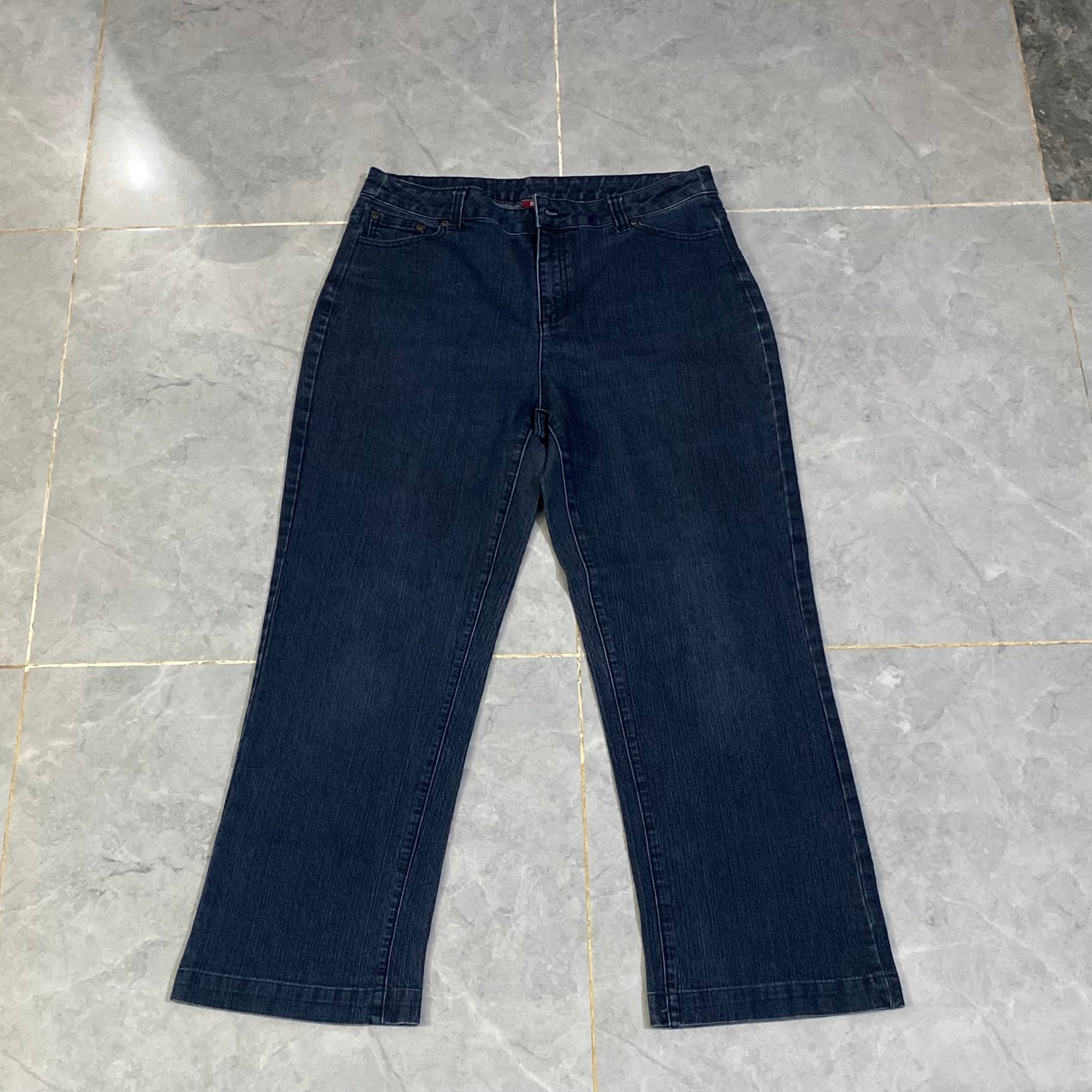 Dark blue Jeans Baggy Pant. (Waist: 33-34” - Length: 42-43”)