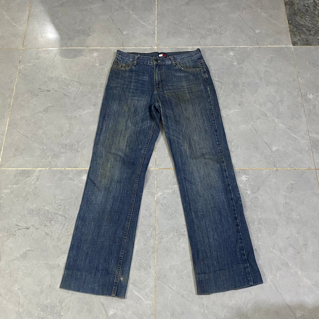 Tommy straight Baggy Pant. (Waist: 31-32” - Length: 42-43”)