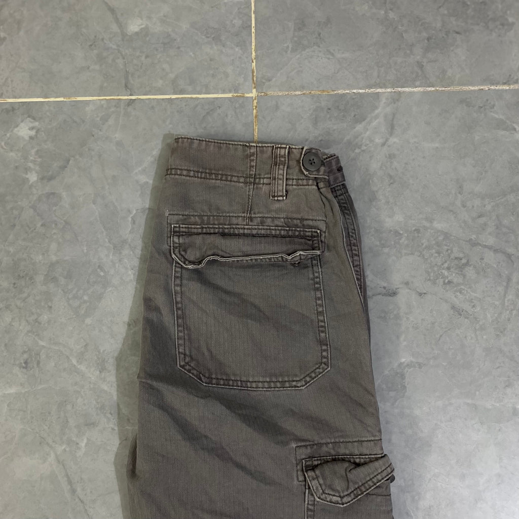 6 Pocket Baggy Pant Trouser. (Waist: 31-32” - Length: 42-44”)