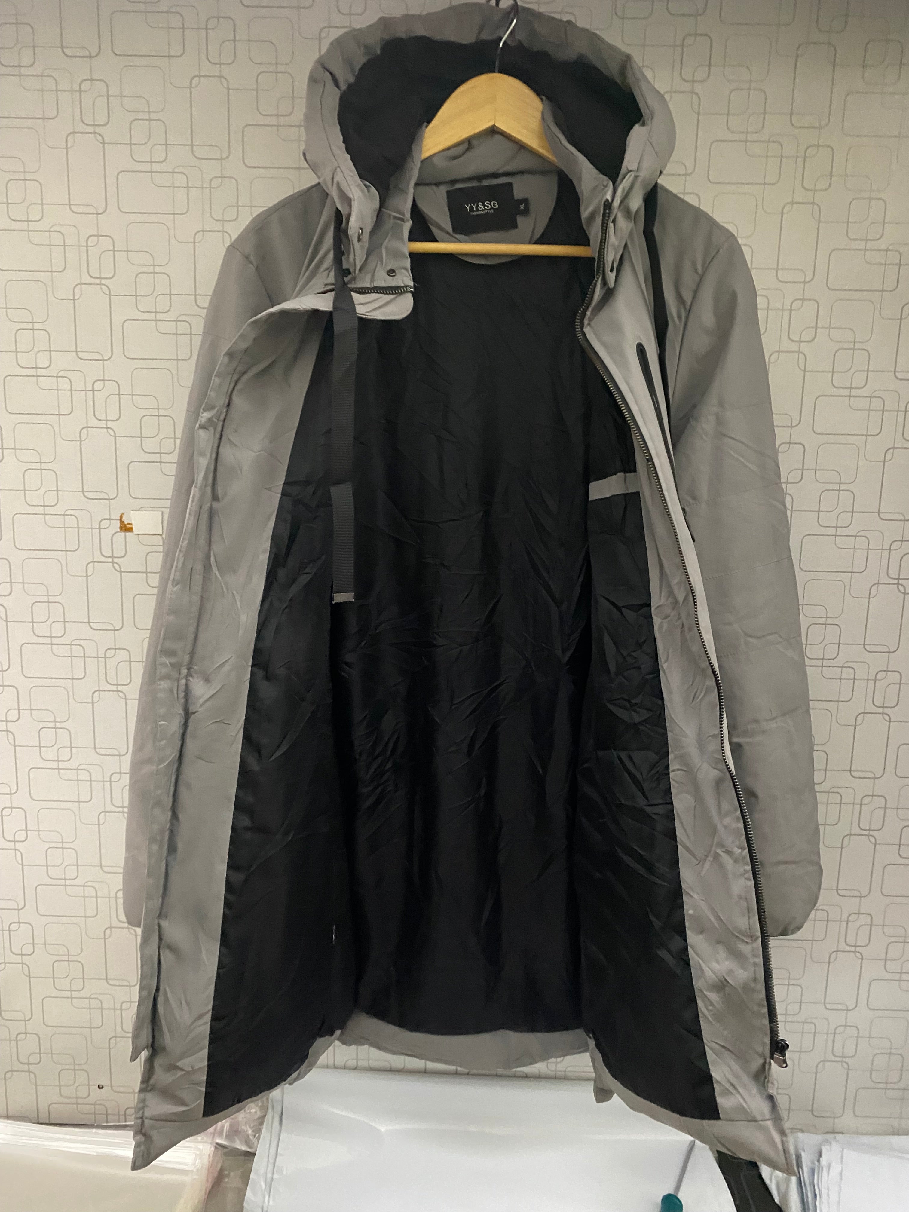 YY Long Puffer Coat (Thrift).          Length: 38-40, Chest: 21-23, Sleeve: 24.5-25
