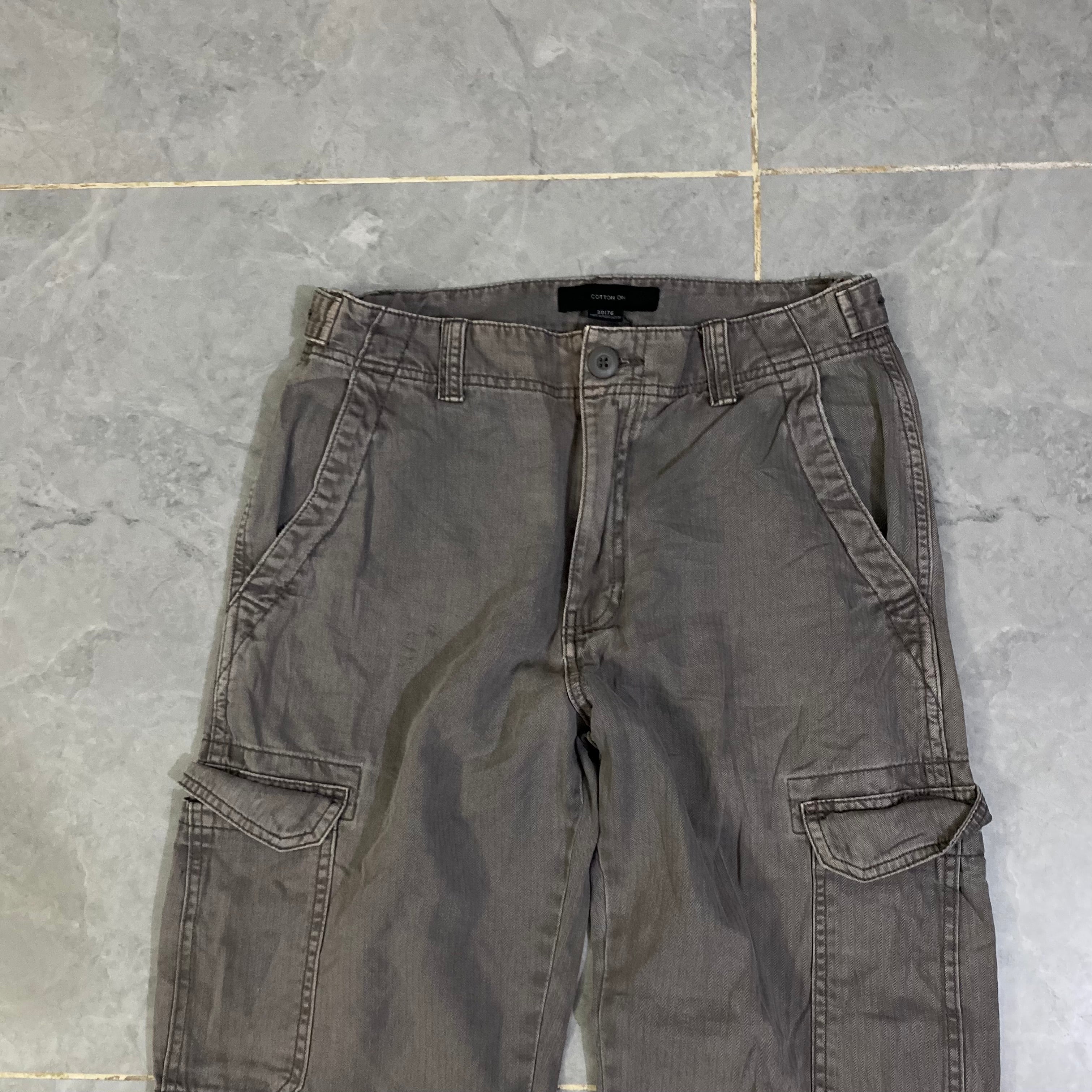 6 Pocket Baggy Pant Trouser. (Waist: 31-32” - Length: 42-44”)