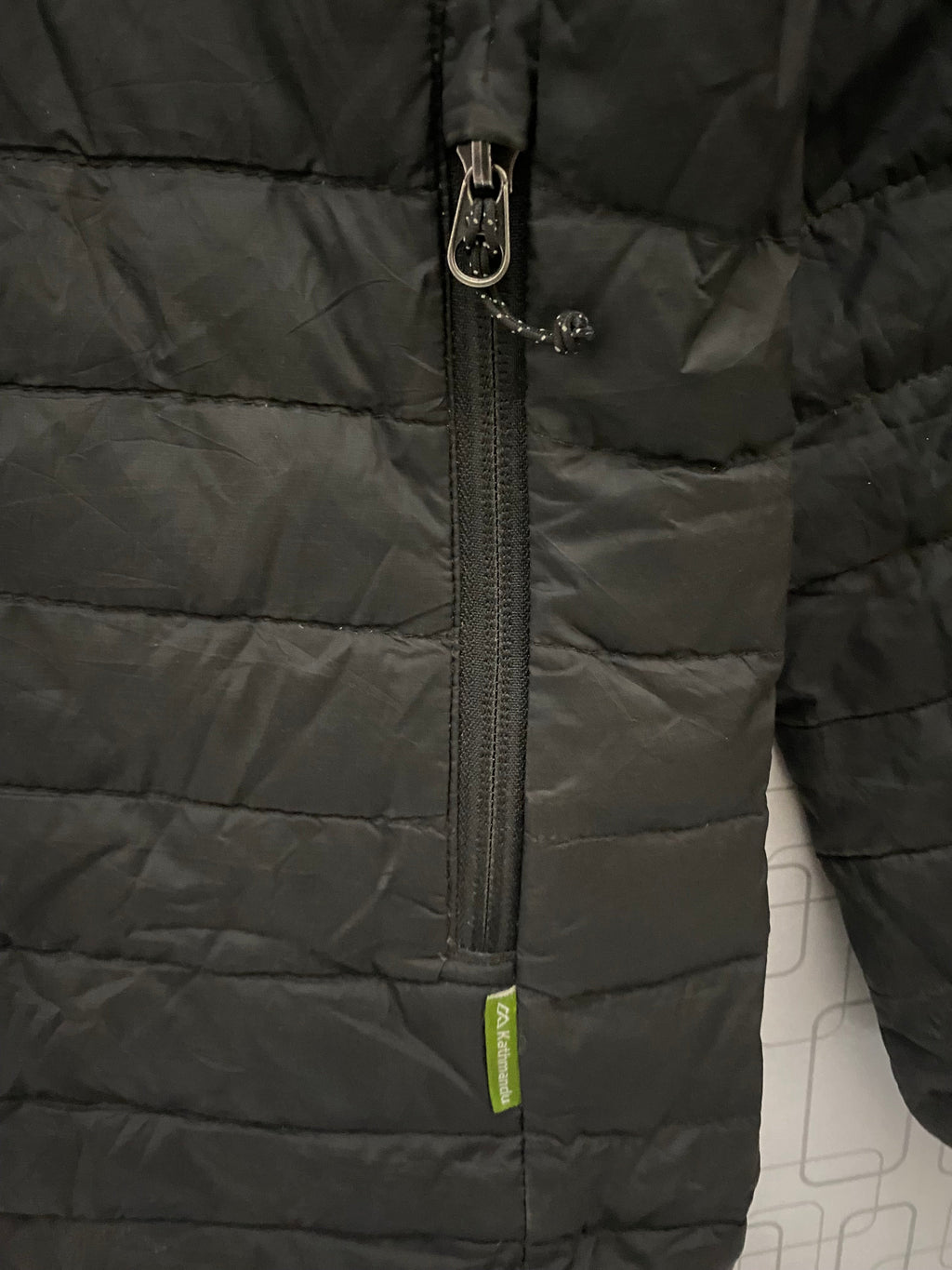 Kathmandu Lightweight Down Jacket (Thrift)