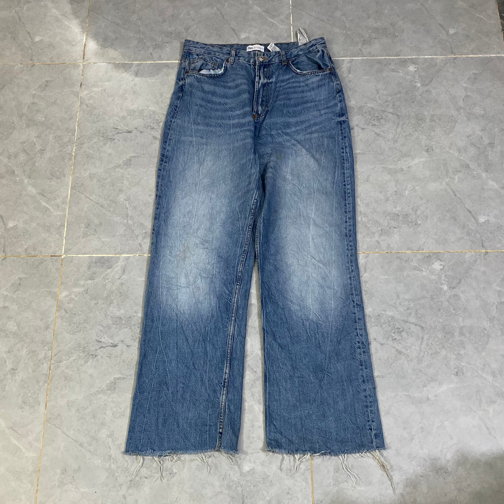 Zara Baggy Pant Unisex. (Waist: 32-33” - Length: 42-44”)