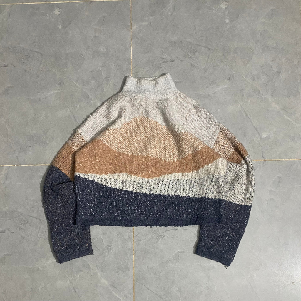 Cropped Aesthetic Sweater