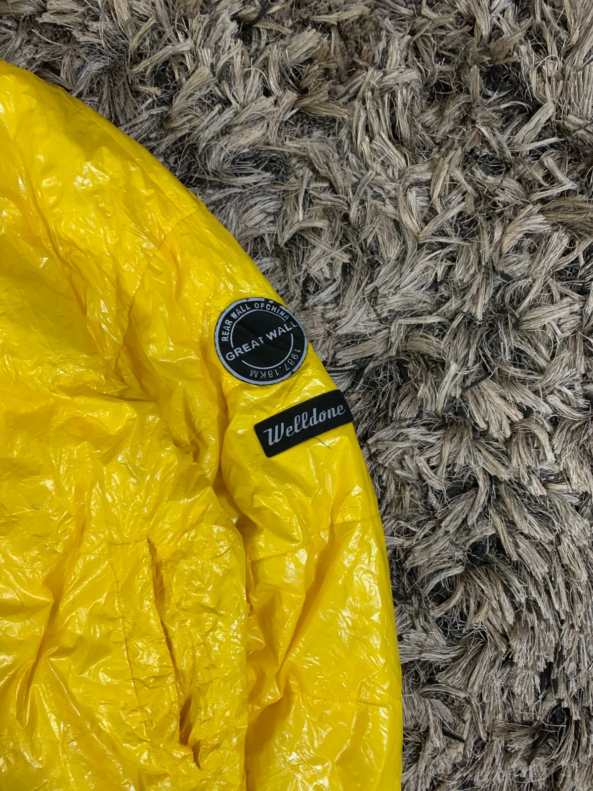 Synthetic shiny puffer  (Thrift)
