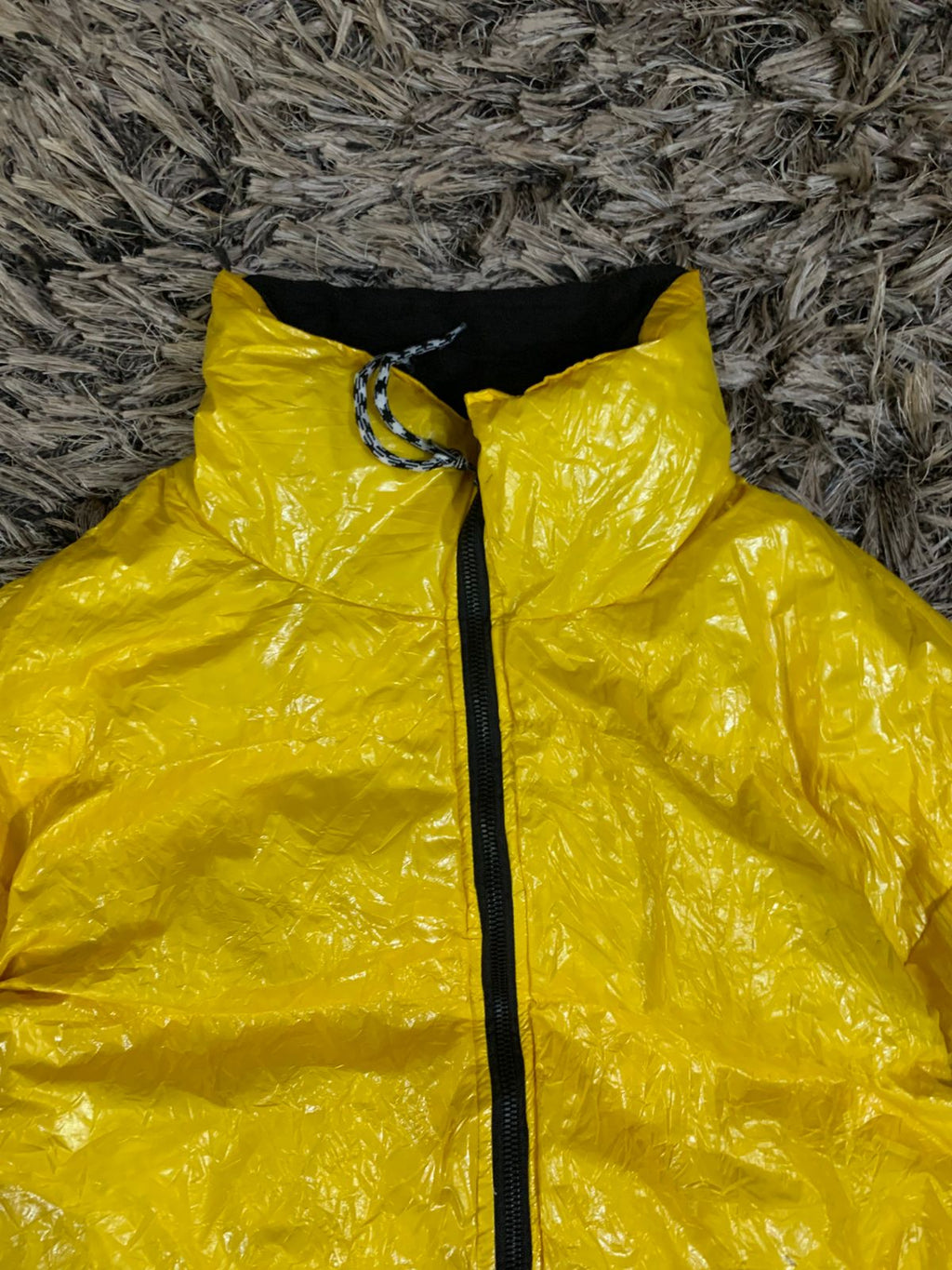 Synthetic shiny puffer  (Thrift)