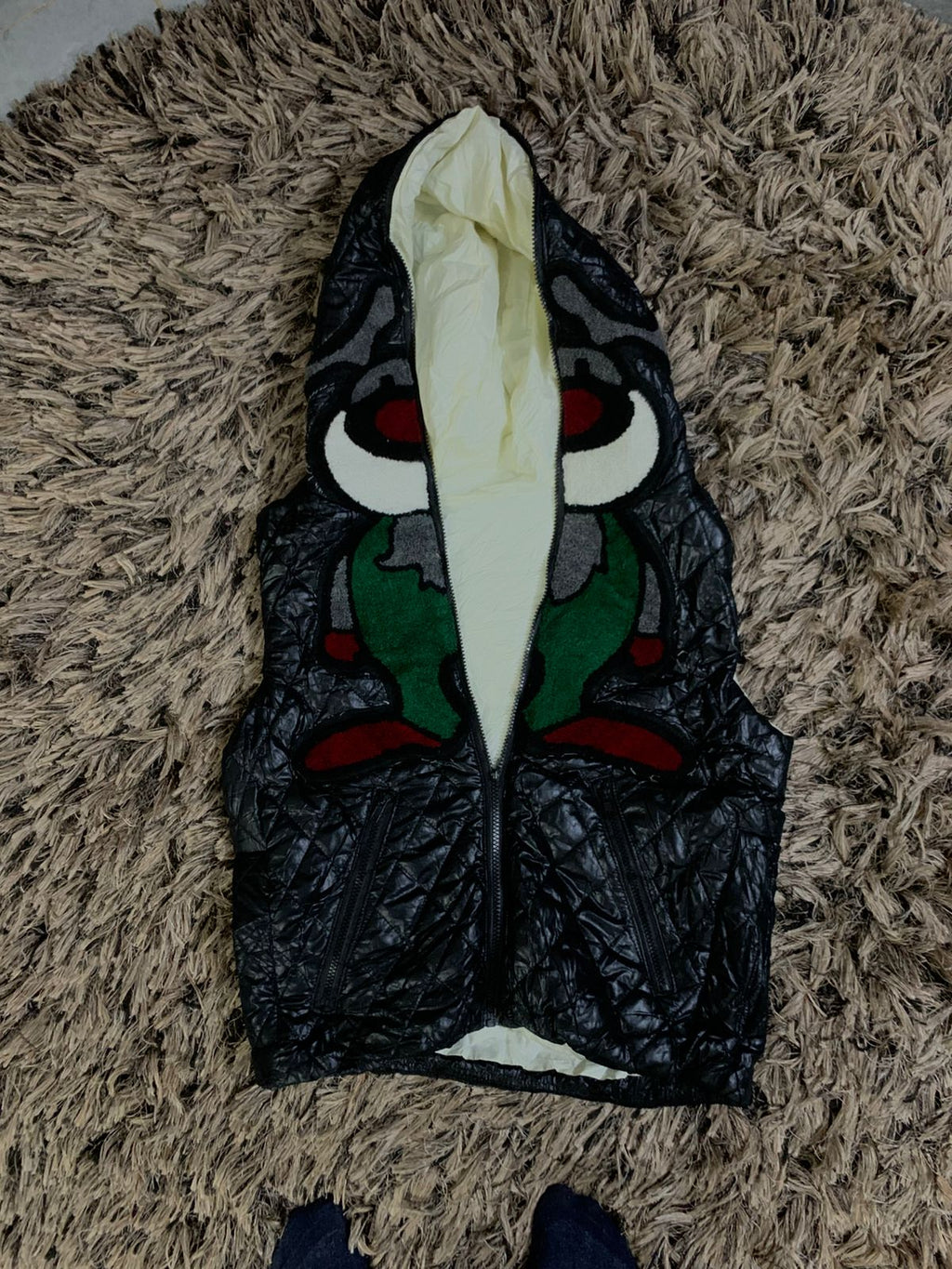 christmas vest puffer  (Thrift)