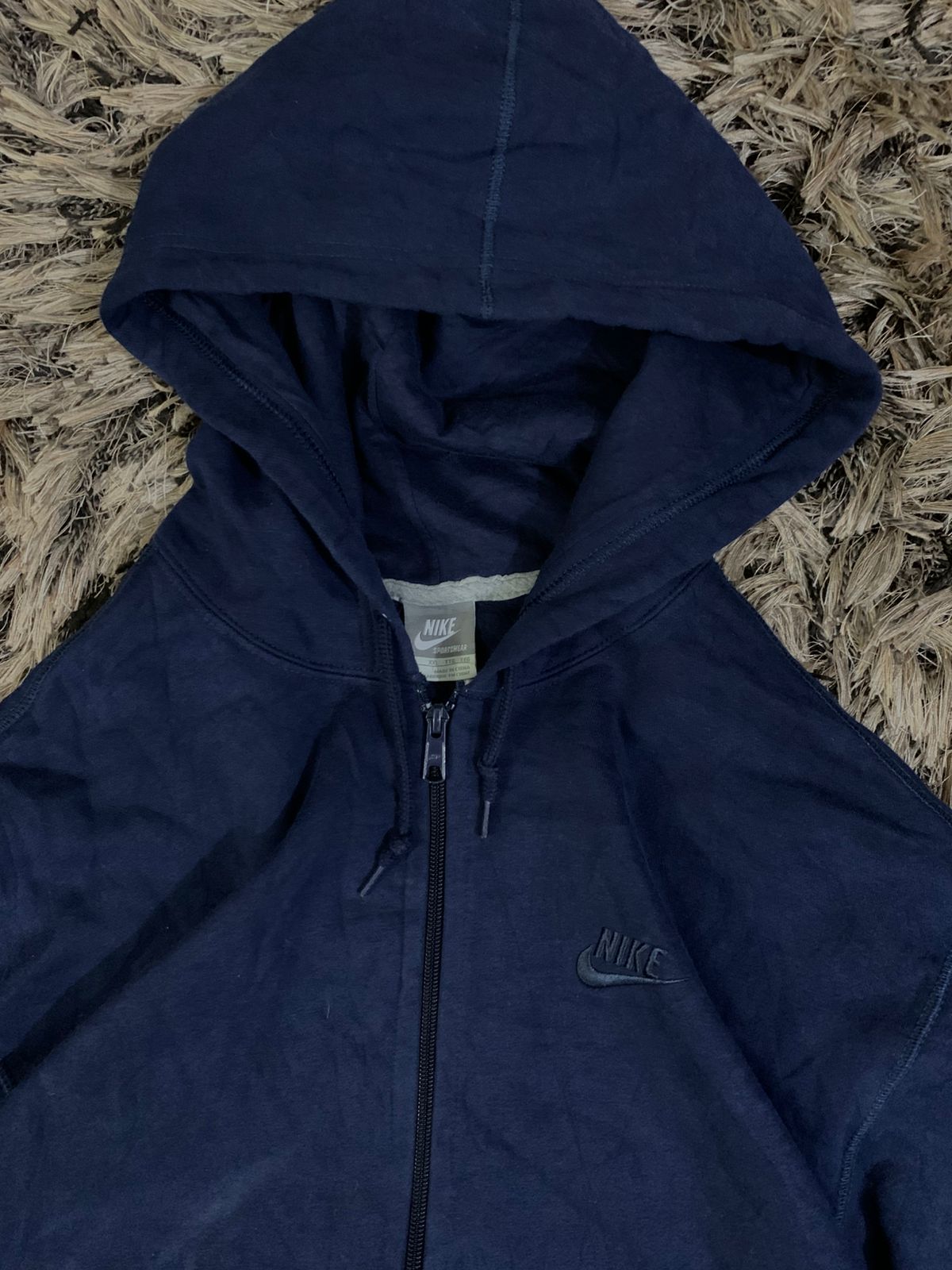 (NIKE) HOODIE (Thrift)
