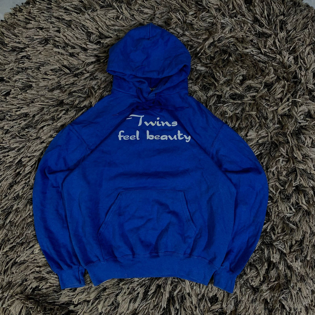 (FRUIT OF THE LOOM)  HOODIE (Thrift)