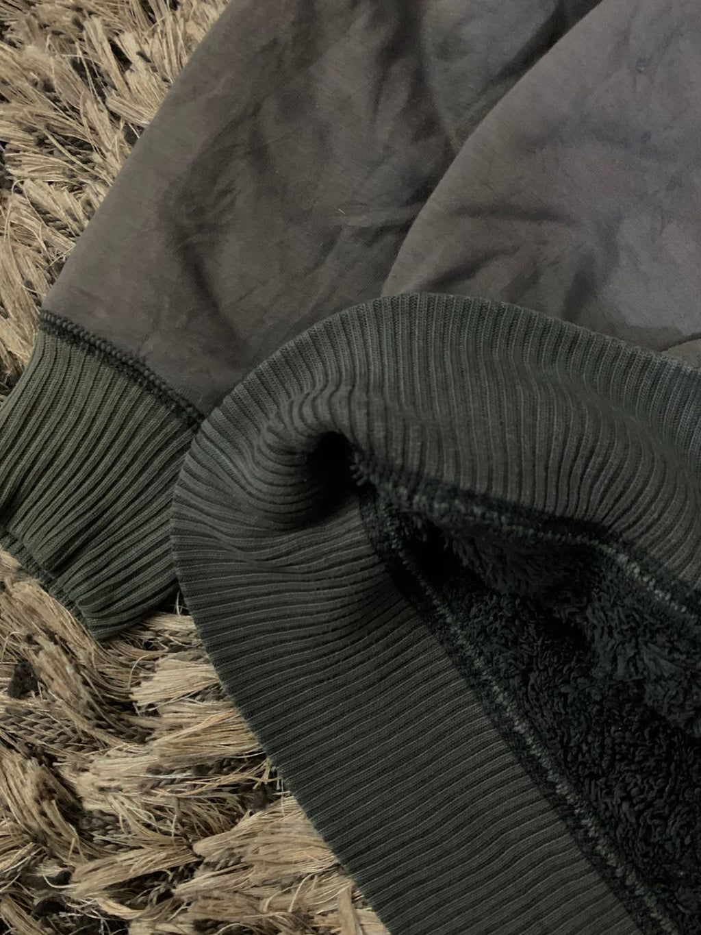 (GAP) WASHED CHARCOAL HOODIE (Thrift)