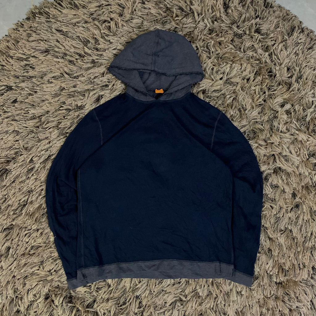 ( HUGO BOSS ) NAVY BLUE HOODIE (Thrift)