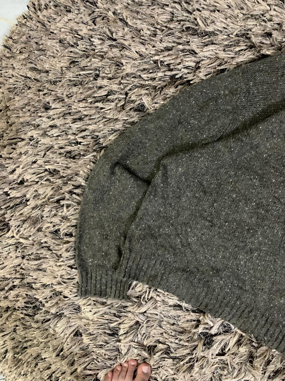 color Button style Sweater (Thrift)