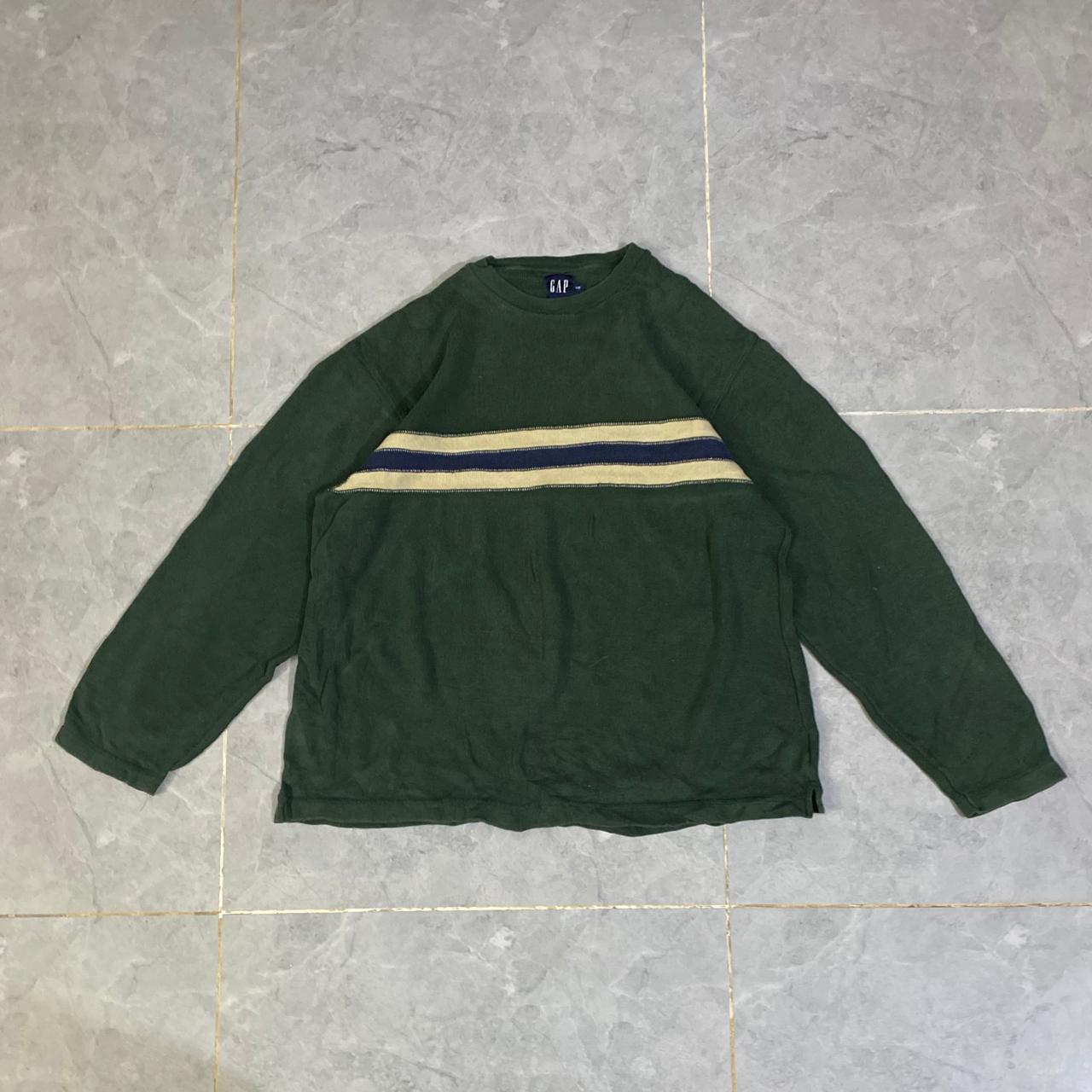 GAP SWEATER (Thrift)