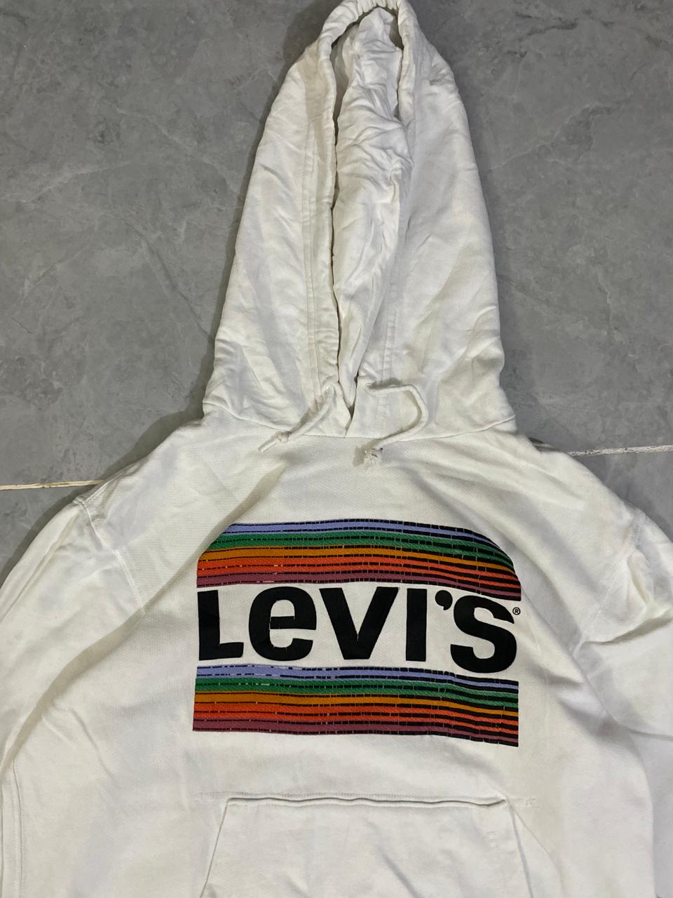 LEVIS HOODIE (Thrift)