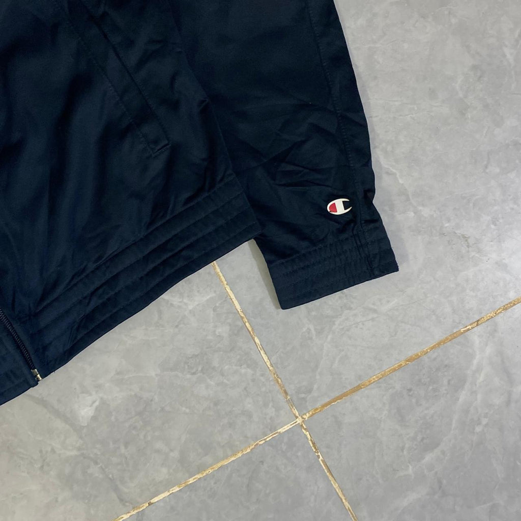 CHAMPION  (Thrift)