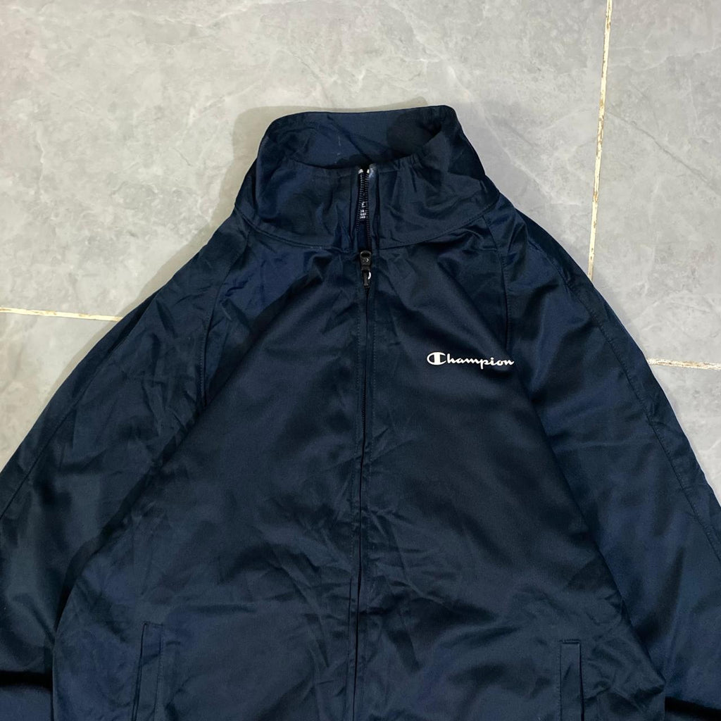 CHAMPION  (Thrift)
