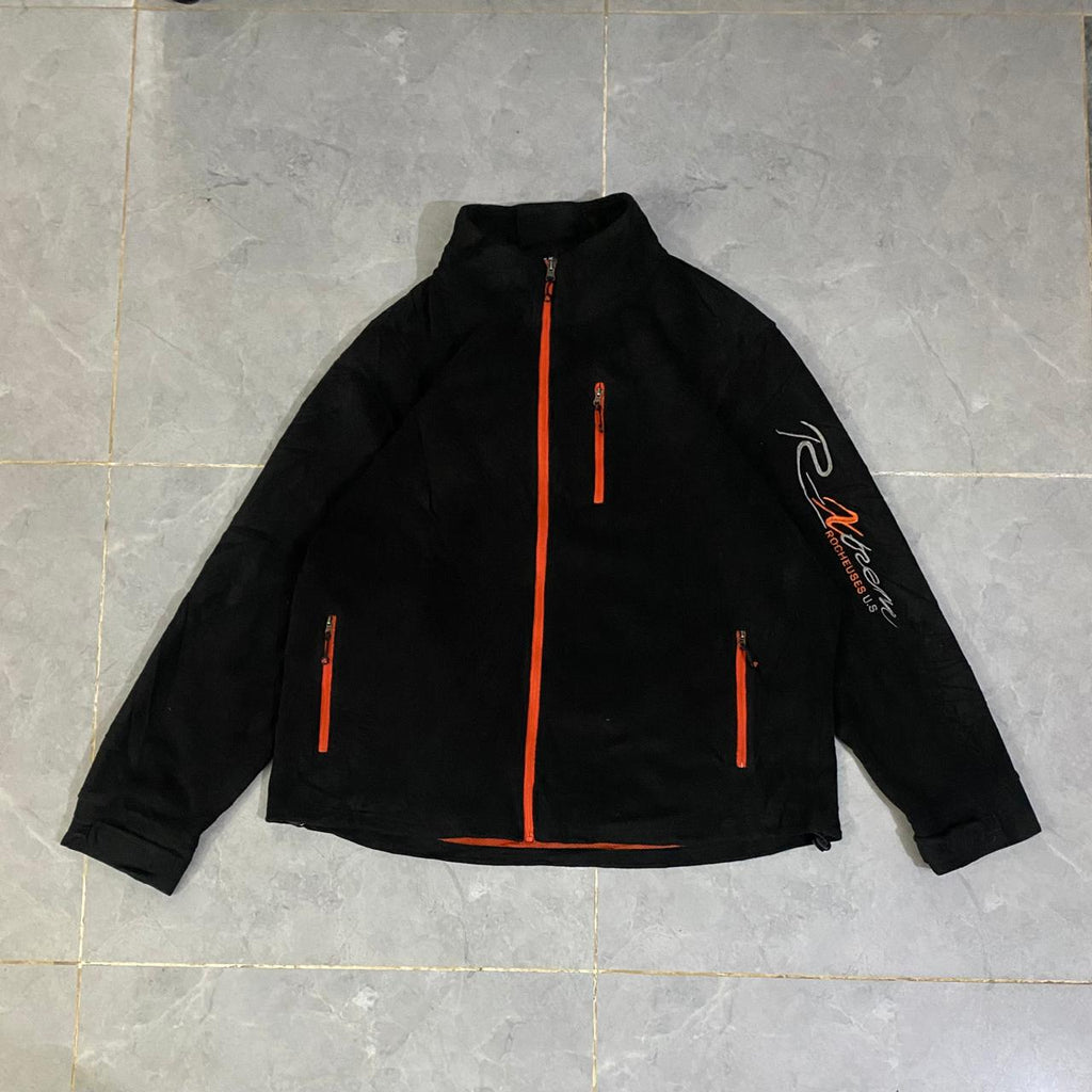 ZIPPER (Thrift)