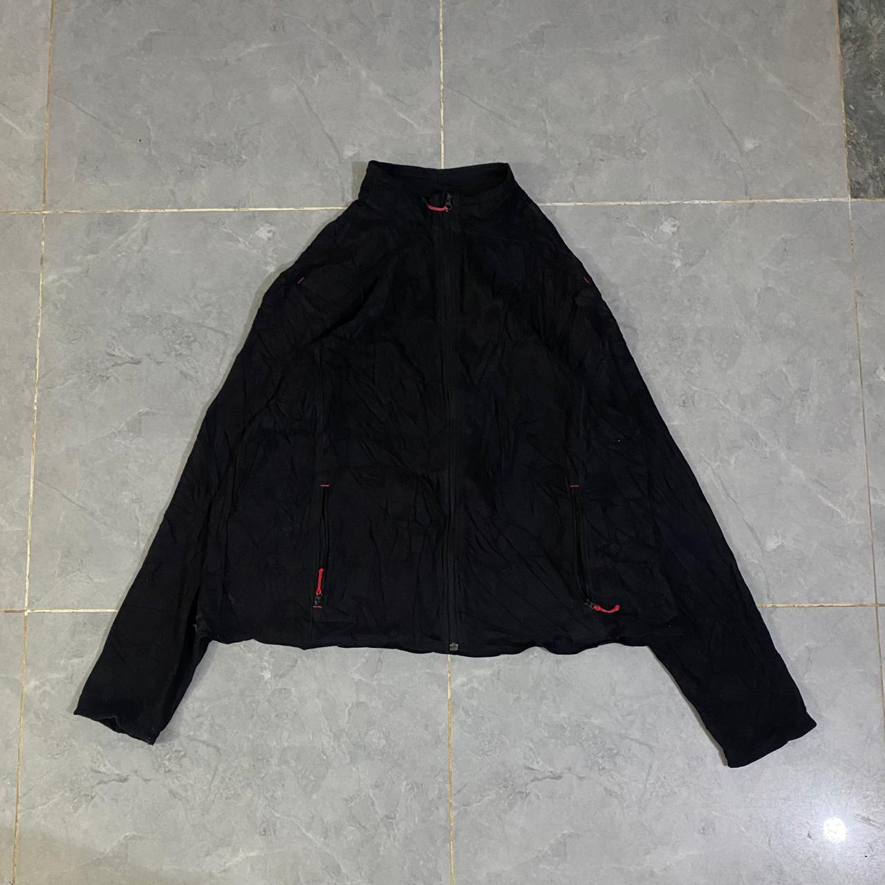 BLACK ZIPPER SWEATER (Thrift)