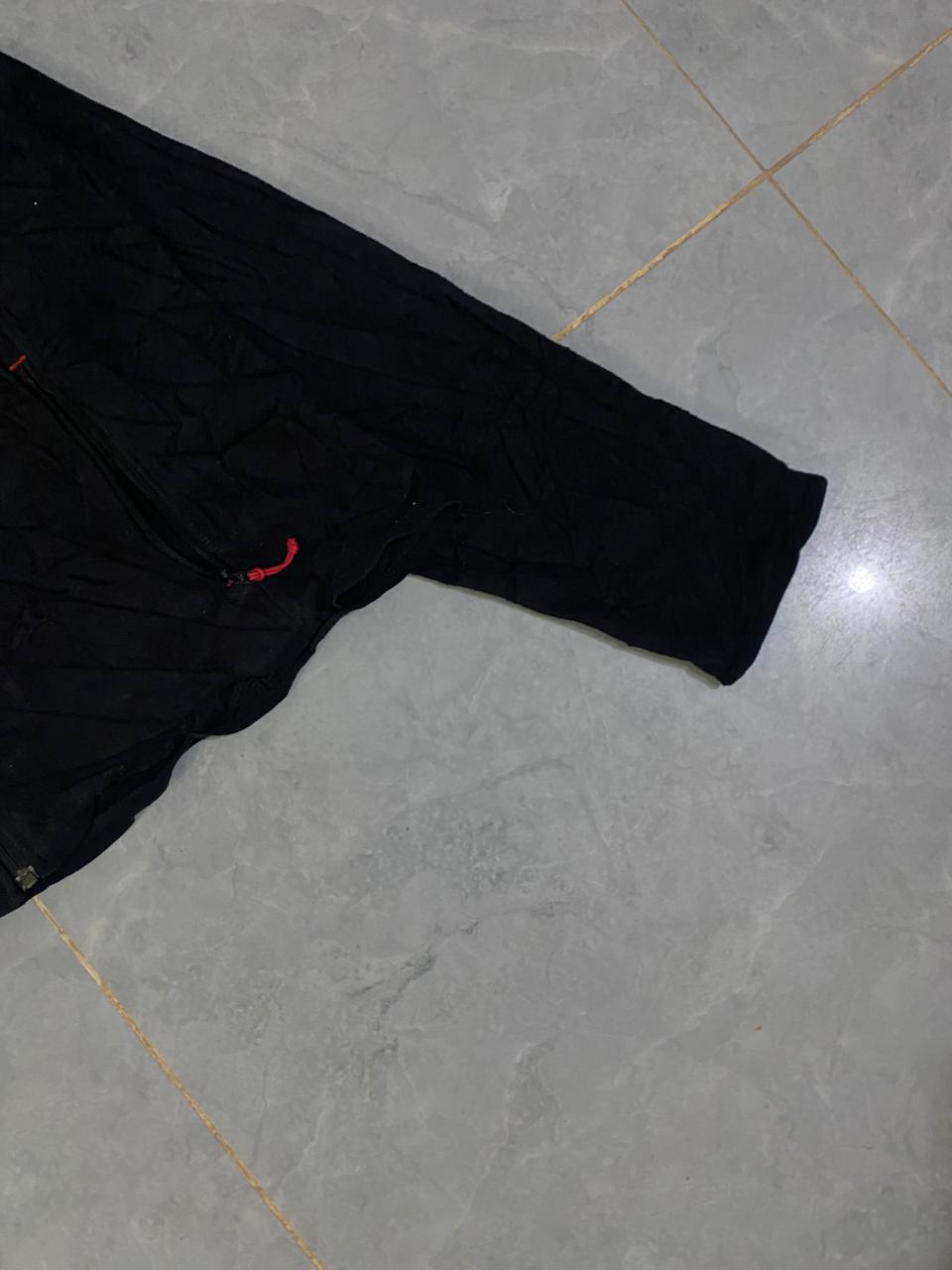 BLACK ZIPPER SWEATER (Thrift)
