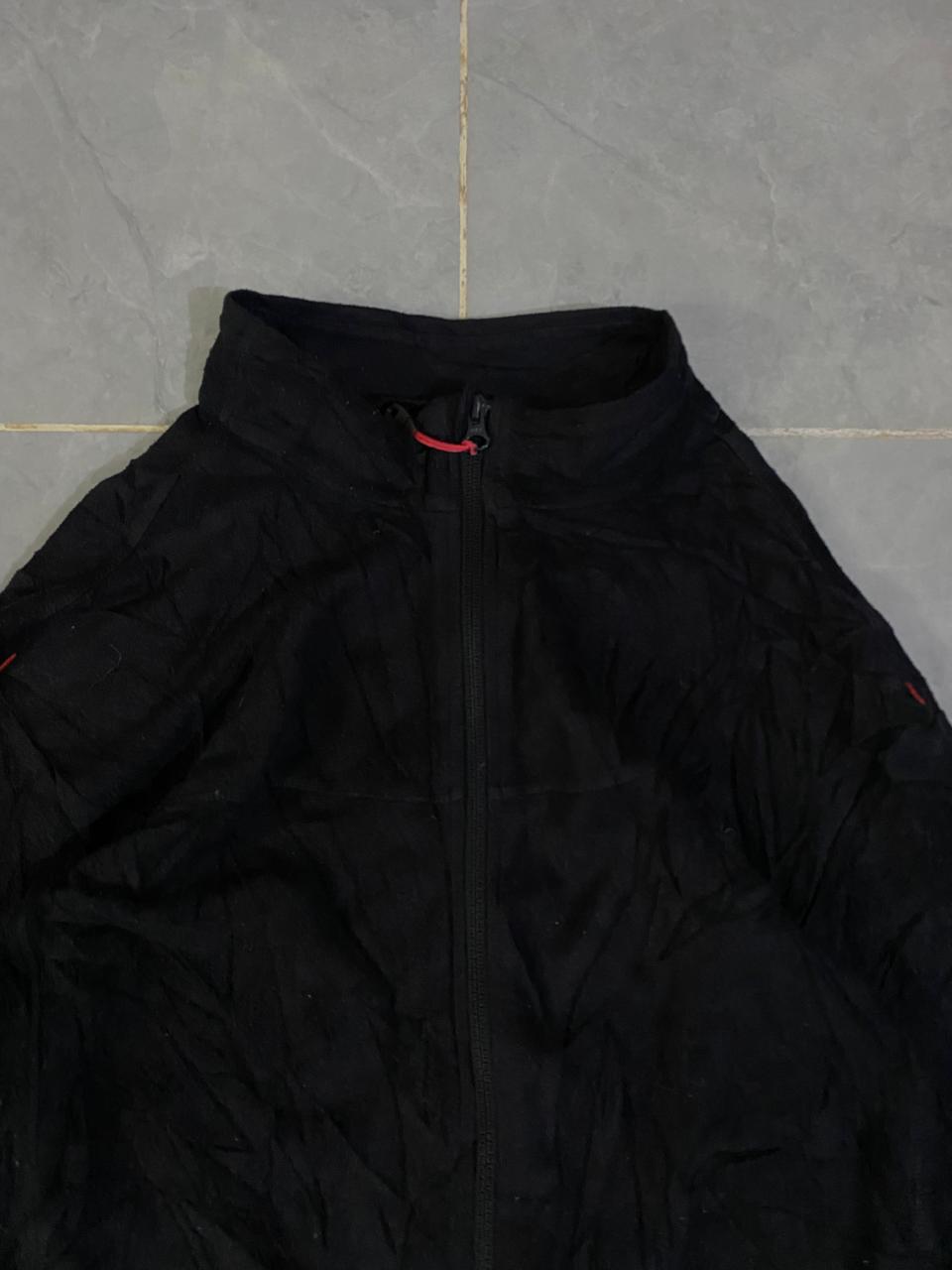 BLACK ZIPPER SWEATER (Thrift)