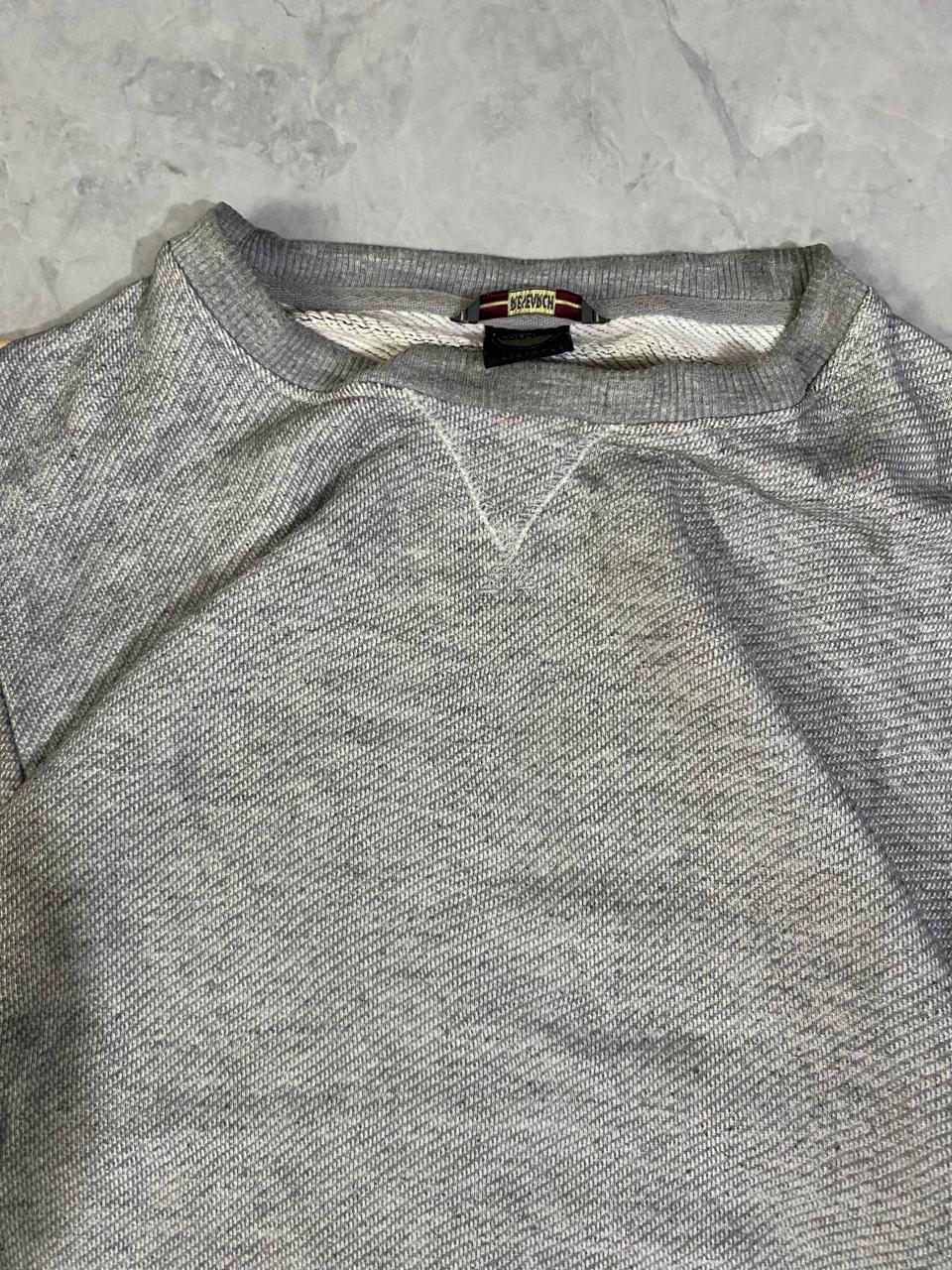 GREY COLLAR SWEATSHIRT (Thrift)