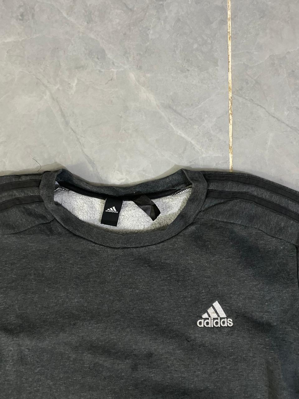 ADIDAS SWEATER (Thrift)