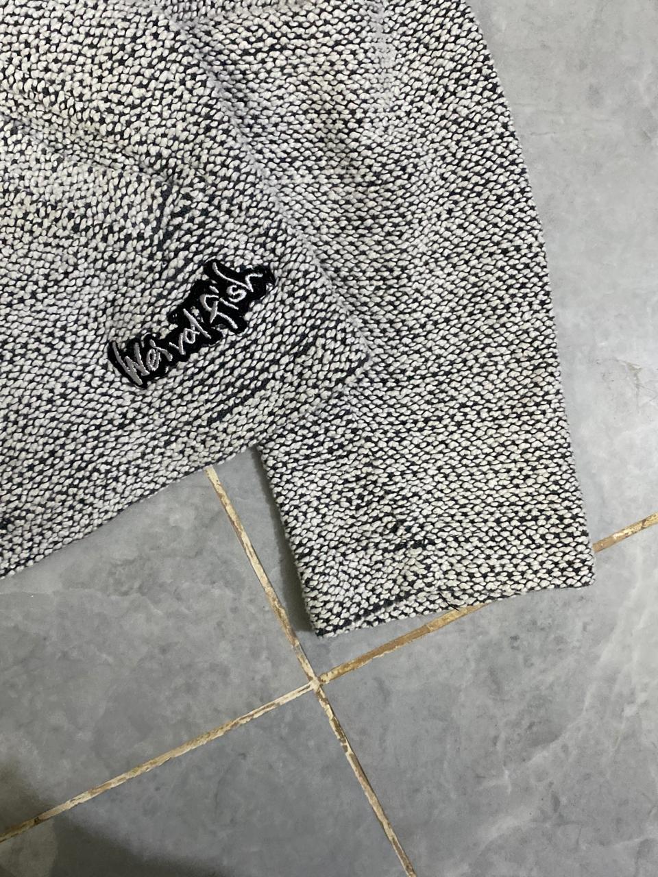 SHORT ZIP SWEATER (Thrift)