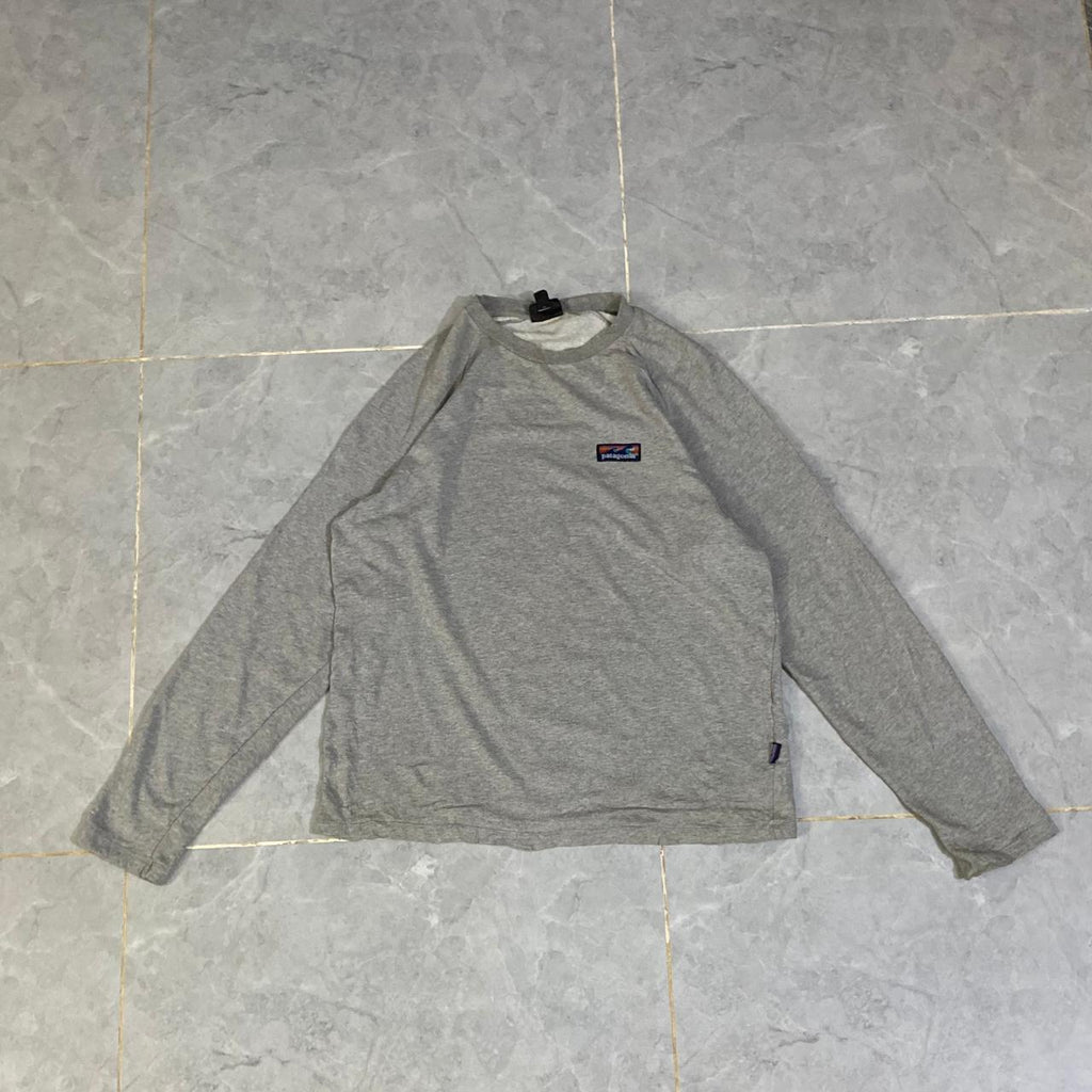 SWEATER (Thrift)