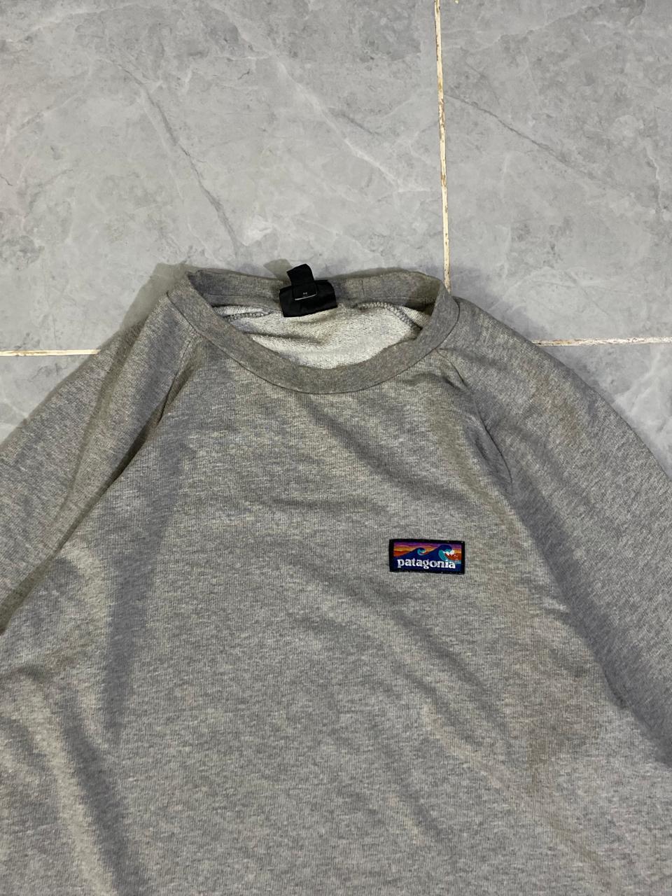 SWEATER (Thrift)