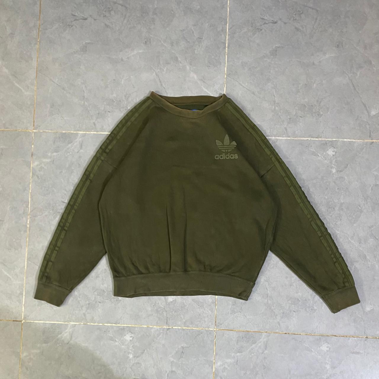 ADIDAS SWEATSHIRT   (Thrift)