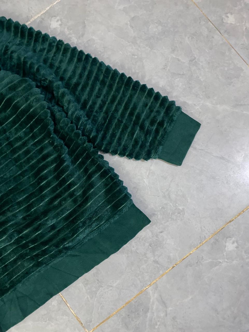 SHERPA SWEATER  (Thrift)