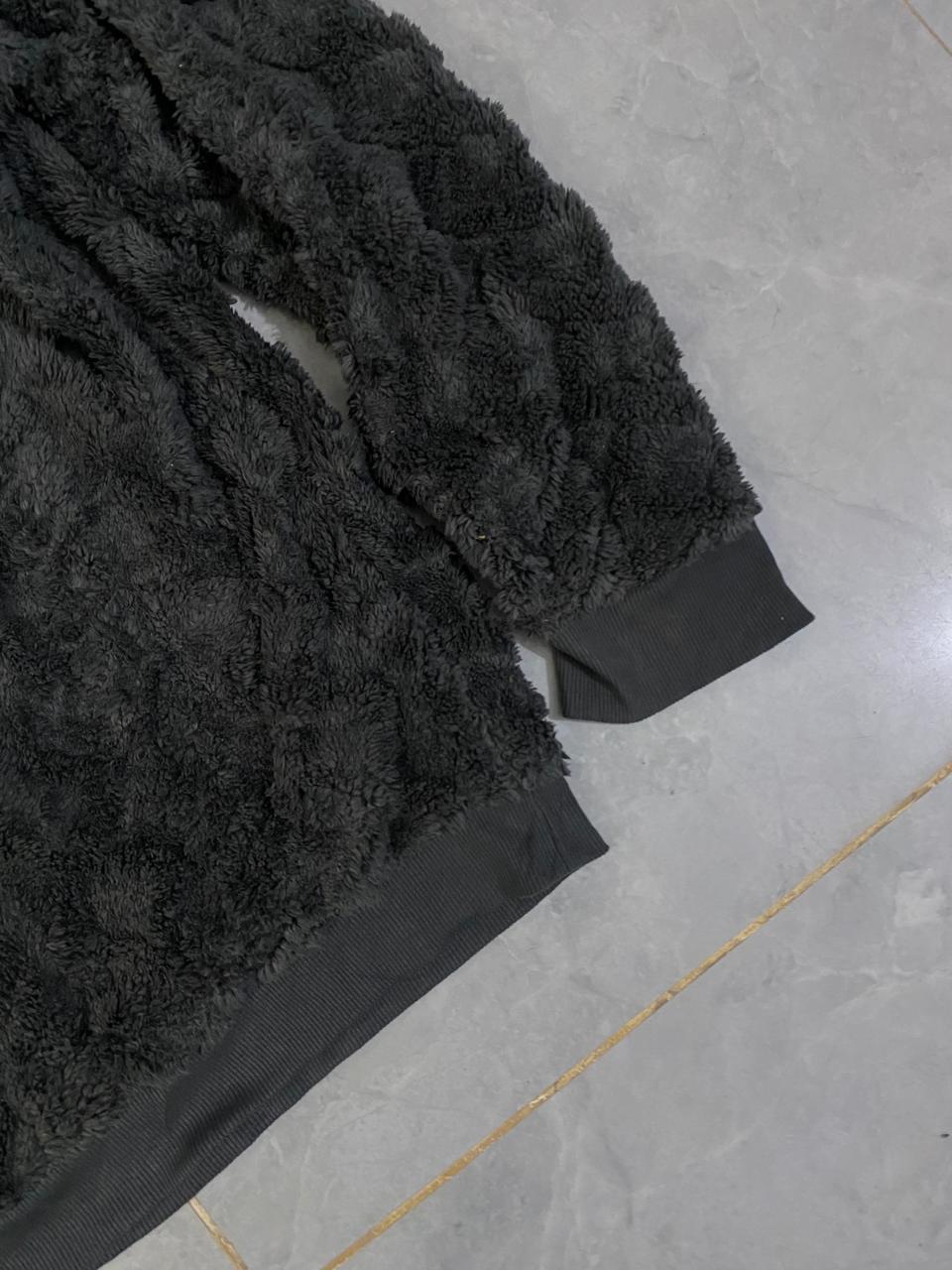 SHERPA GREY SWEATER  (Thrift)