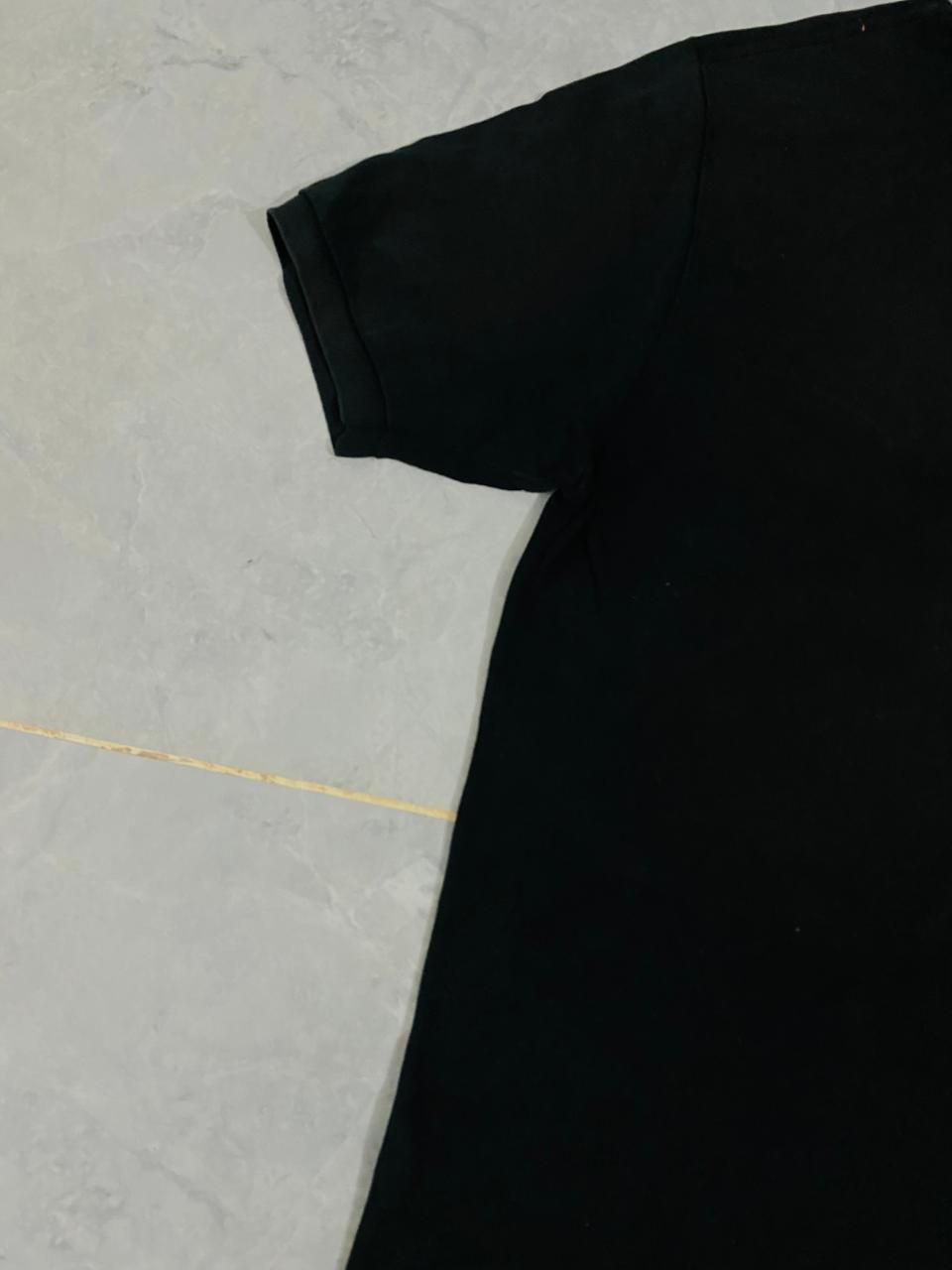 BLACK COLAR Shirt