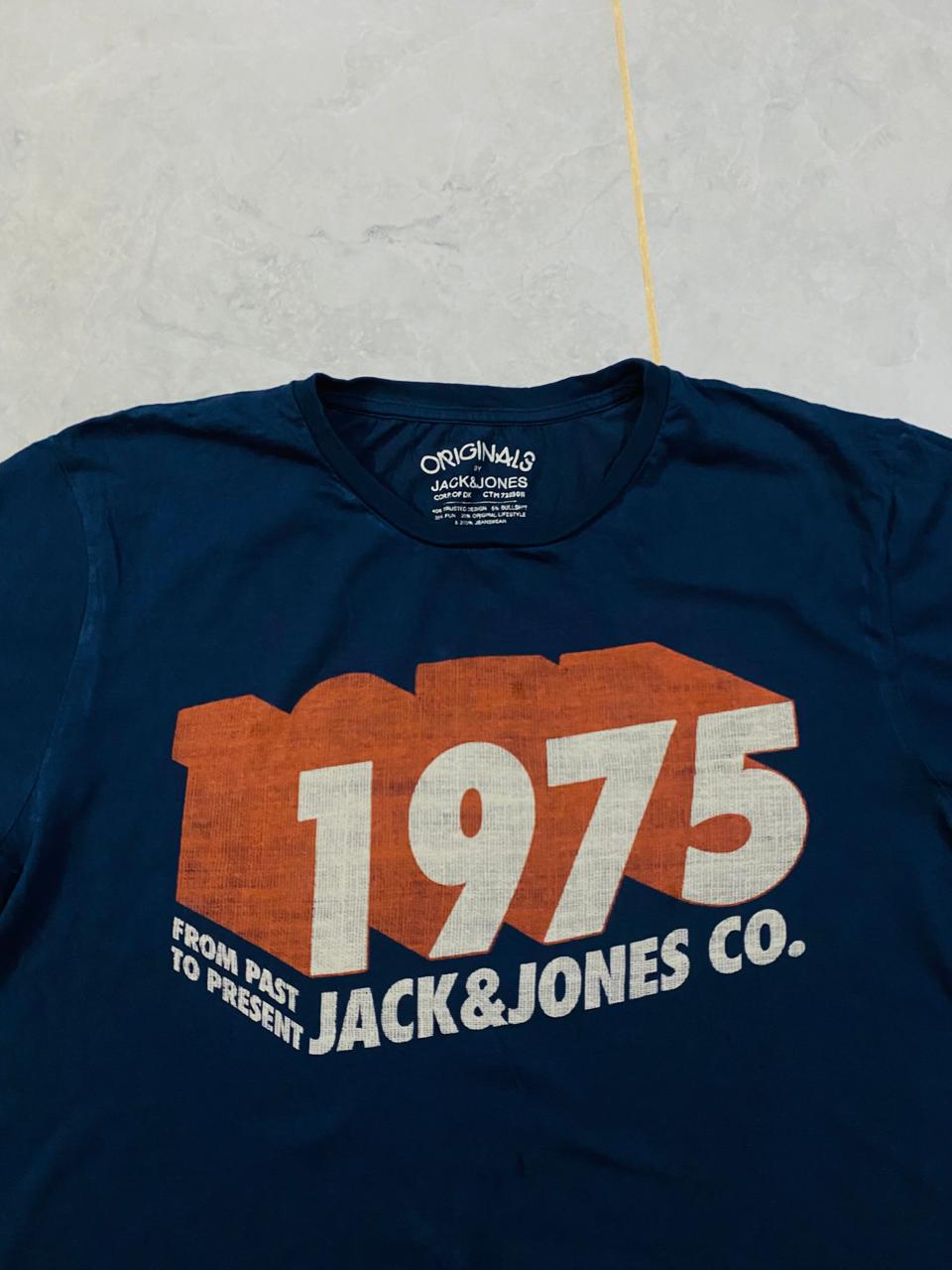1975 T.Shirt