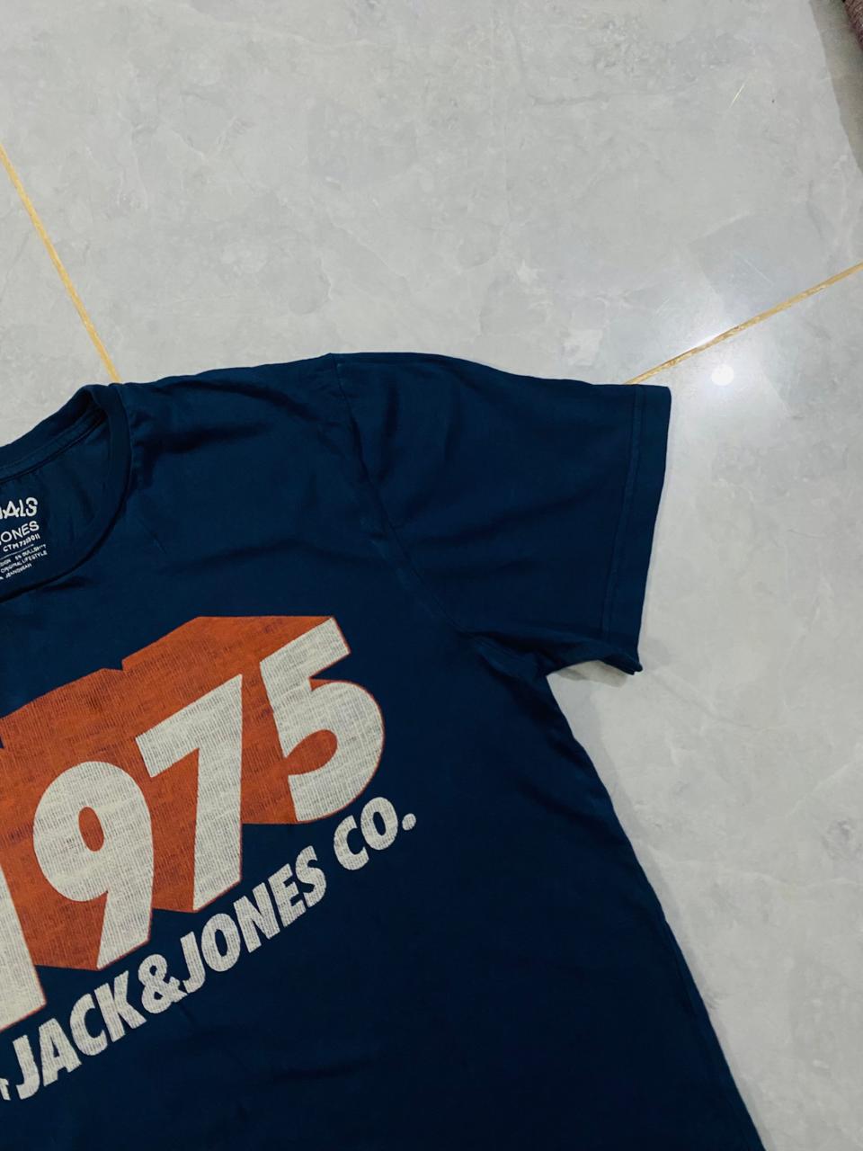 1975 T.Shirt