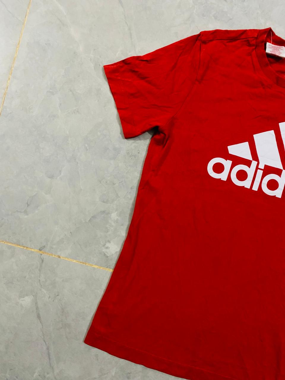 ADIDAS T.SHIRT