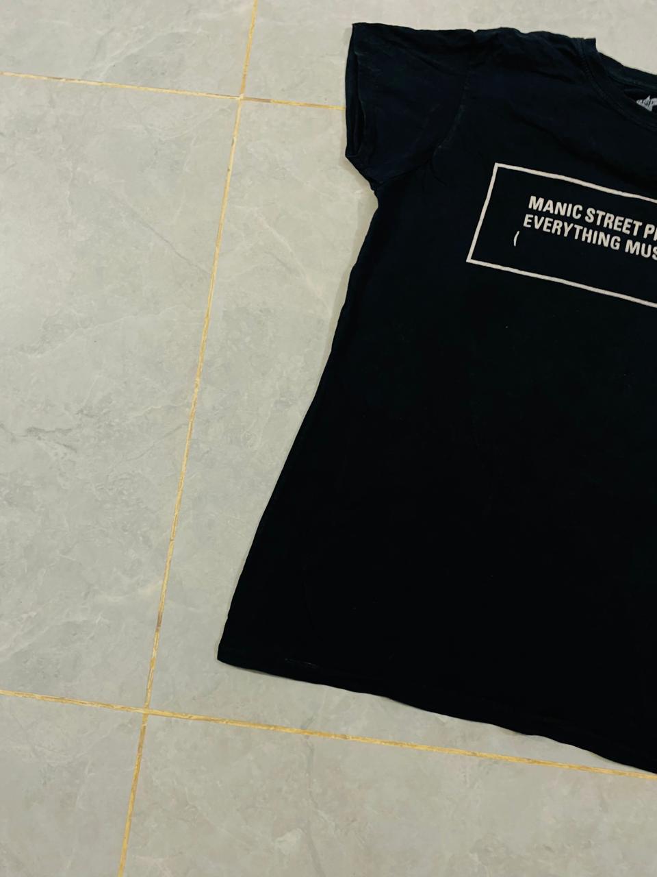 BLACK T.Shirt